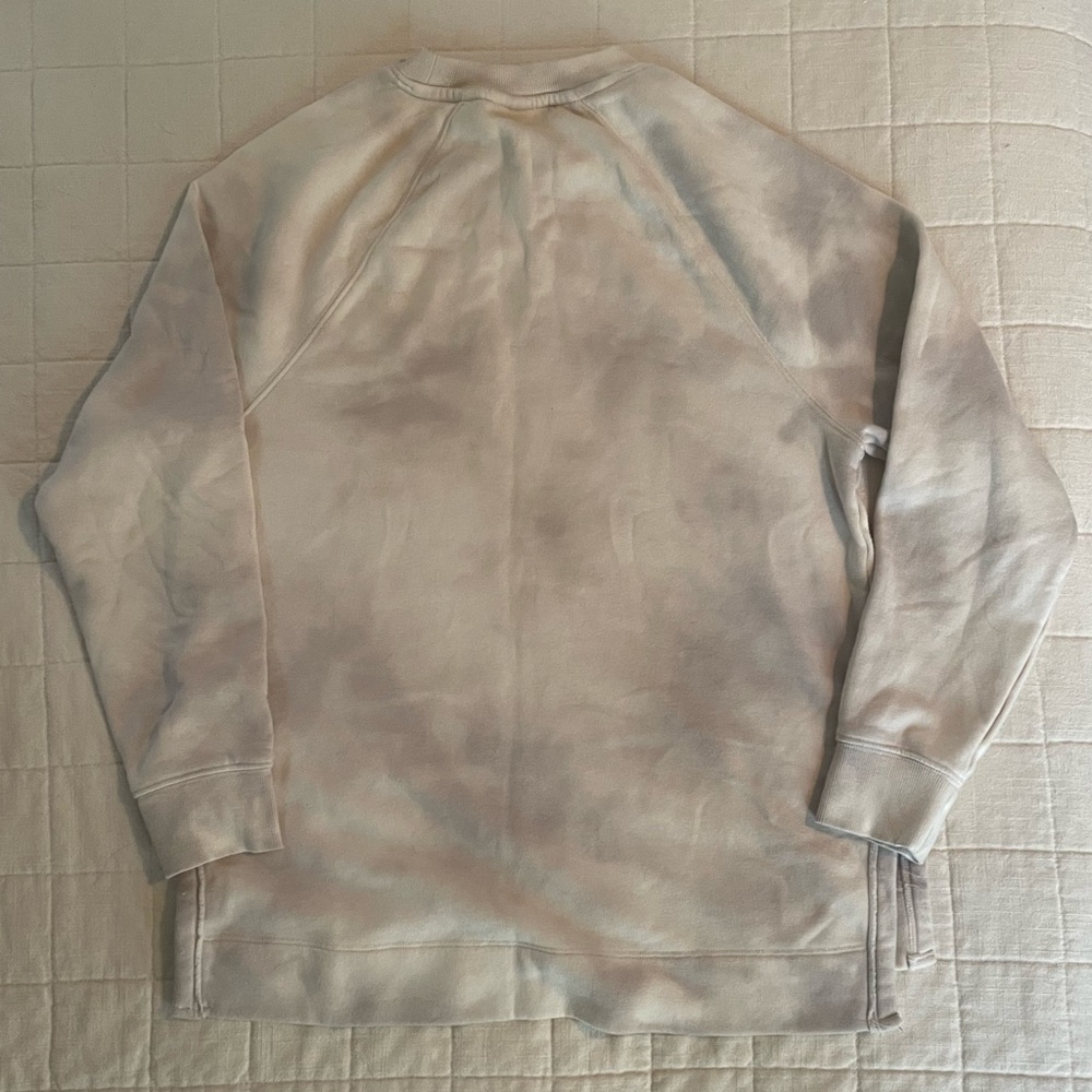 Universal Thread Sweatshirt! - Picture 3 of 3
